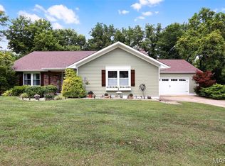43 Durham Dr, Washington, MO 63090