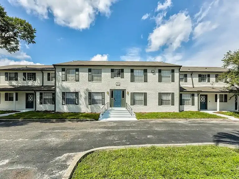 The Belmont — Photo 1