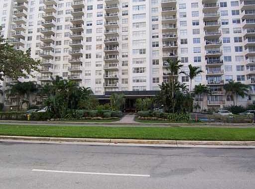1st image of 250 174th St APT 1807