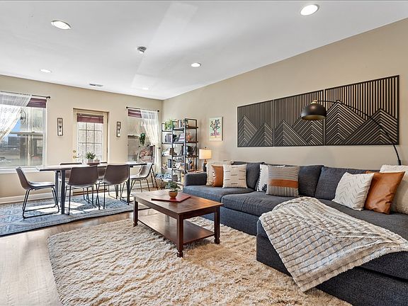2nd image of 2618 W Rosemont Ave APT 1