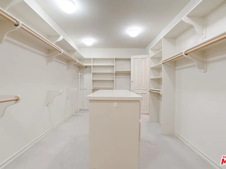 604 N Linden Dr — Photo 33