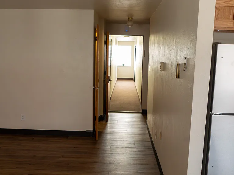 348 Station St #14 — Photo 15
