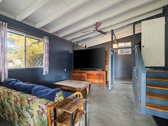 3rd image of 84-077 Makau Street