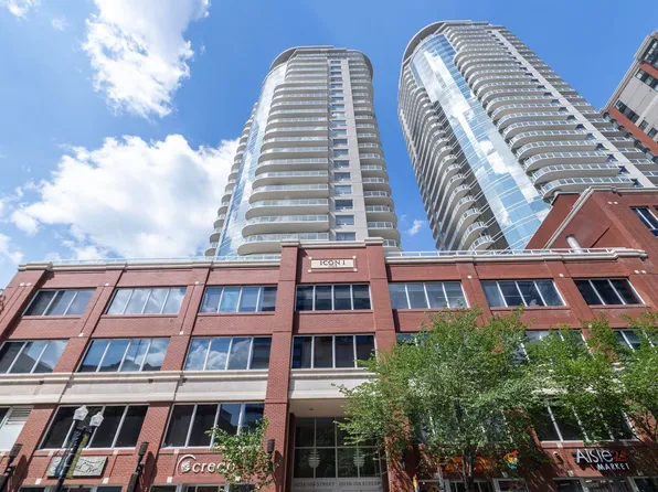 10136 104th St NW #1004, Edmonton, AB T5J 0B5