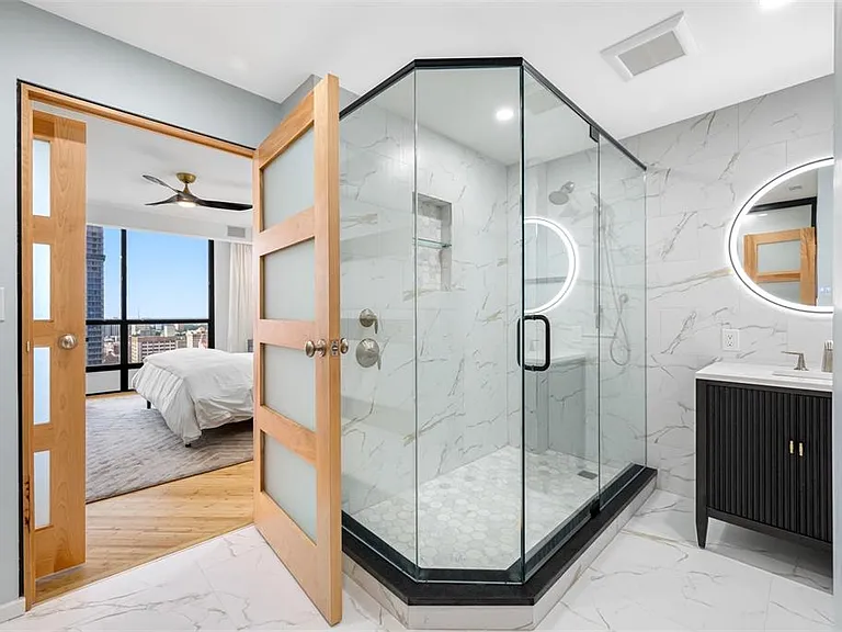 1 Beach Dr SE #2211 — Photo 41