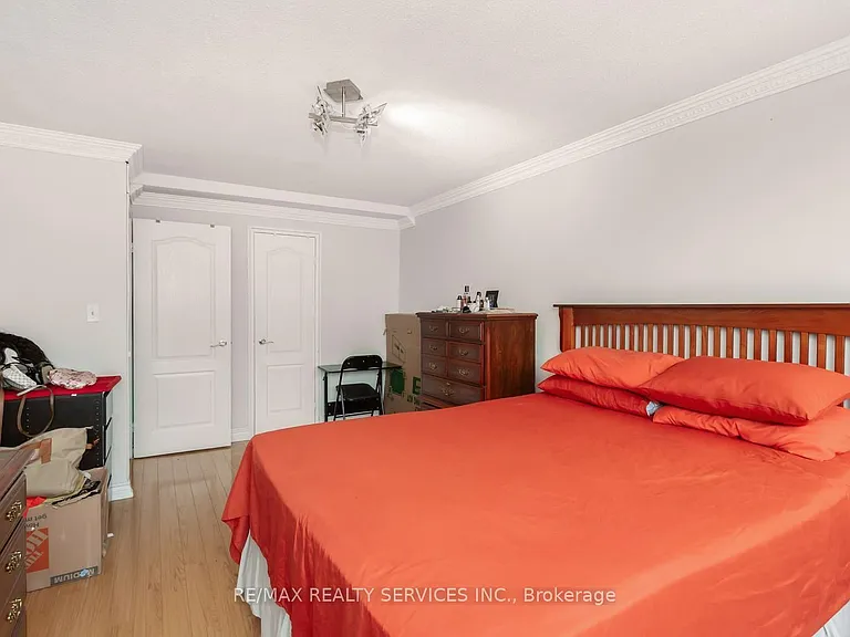 11 Wincott Dr #11 — Photo 16