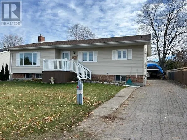 10 Victoria Ave, Blind River, ON P0R 1B0