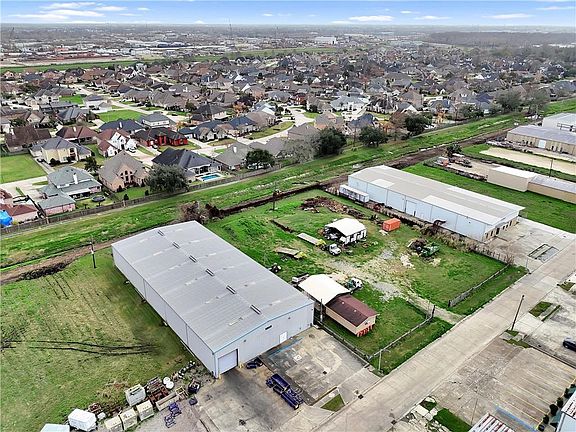 5th image of 1825 Industrial Blvd