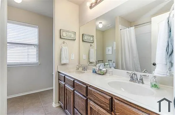 718 Fannin Dr — Photo 13