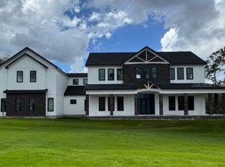 655 Appaloosa Rd, Tarpon Springs, FL 34688