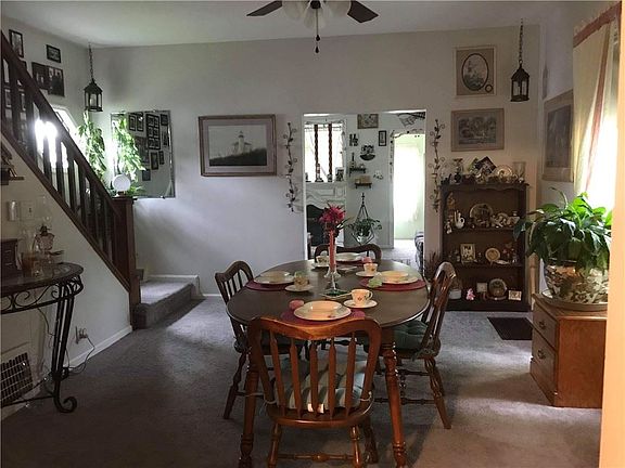 5th image of 712 Arlington Ave