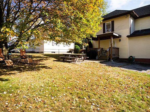 4th image of 74 Cowesett Ave