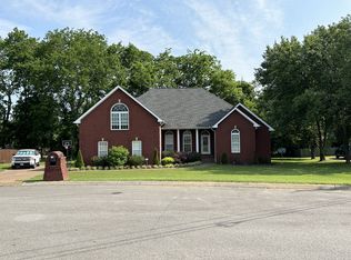 1018 Rhett Pl, Lebanon, TN 37087