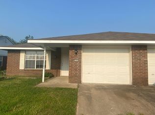 839 Lariat St #A, Springdale, AR 72764