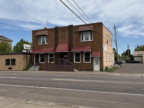 3rd image of 206 3rd St
