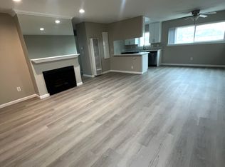 18771 Hoyt Cir APT 12, Huntington Beach, CA 92646