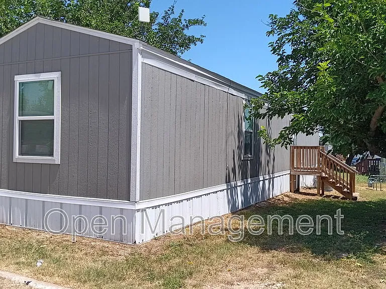 2501 Martin Luther King Blvd #604 — Photo 2