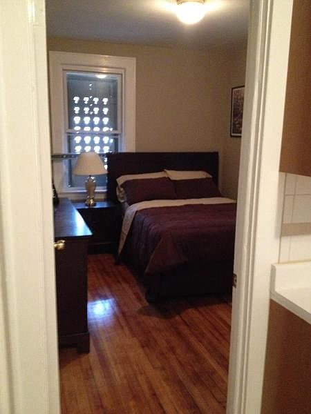 2nd image of 539 Richmond St