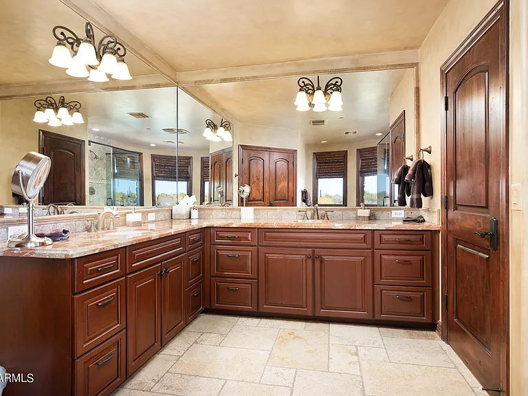 10162 E Joy Ranch Rd — Photo 36