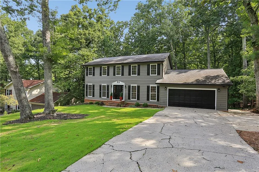 5 bed, 3.5 bath, 2530 sqft, $3,500 — Photo 2