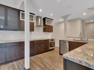 147 Little Oaks Rd, Encinitas, CA 92024