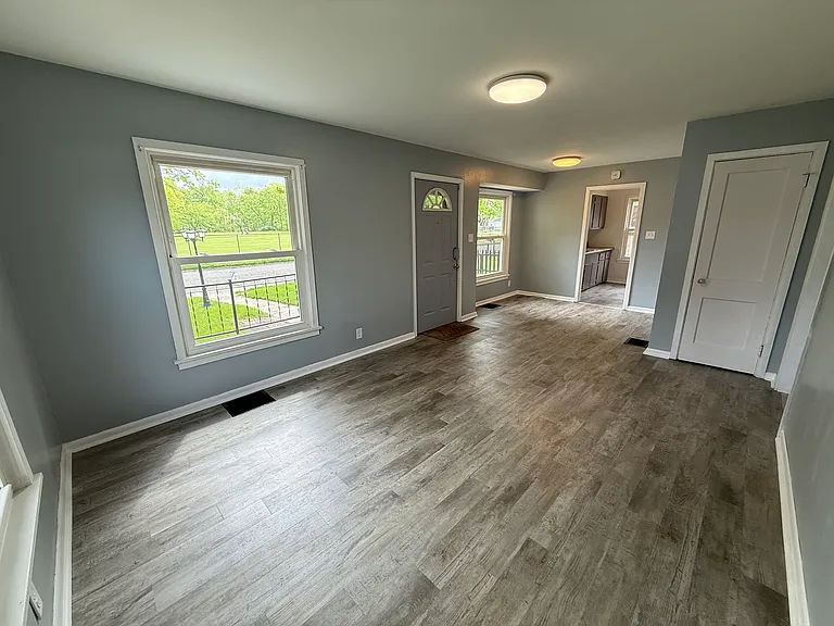 1314 Iowa St — Photo 3
