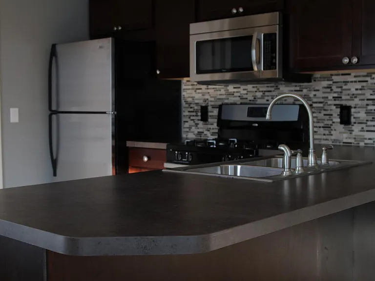 556 Pleasant St SE #1 — Photo 1