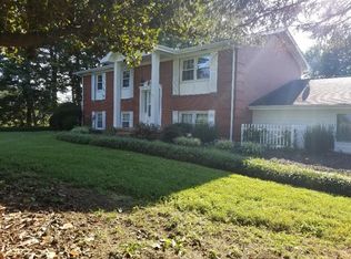 164 White Farm Rd, Lafayette, TN 37083