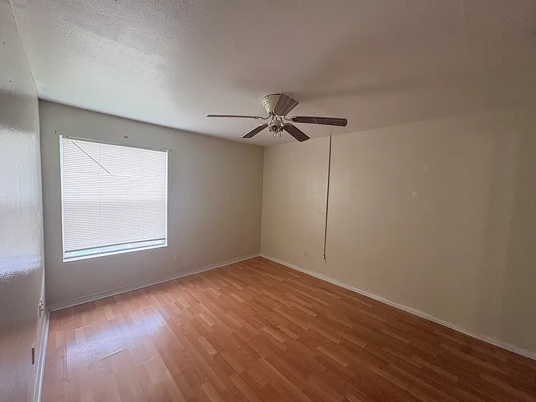 4704 Walden Cir #19 — Photo 5