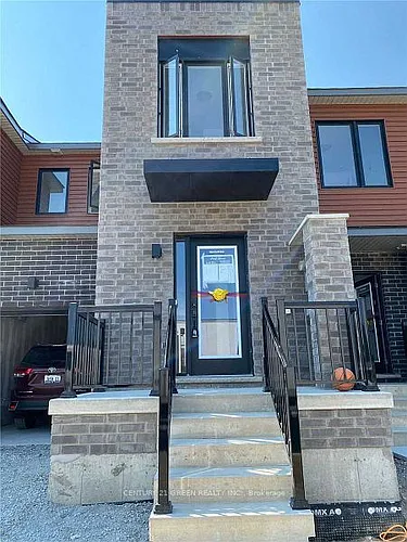 135 Turnberry Ln Photo 1