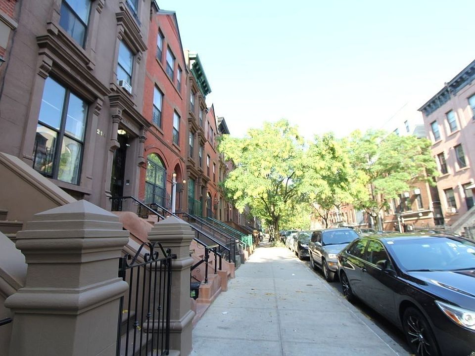 1st image of 206 W 132nd St Floor 4
