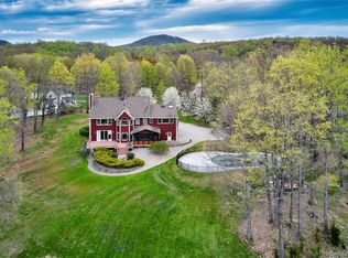 14 Stonewall Court, Warwick, NY 10990