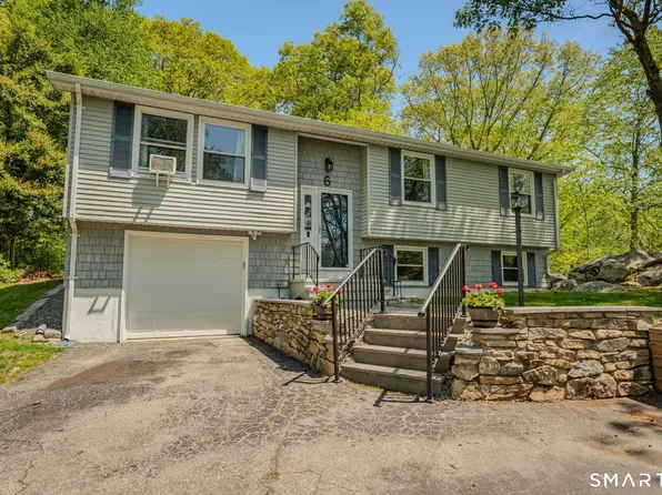 6 Amherst Court, Groton, CT 06355