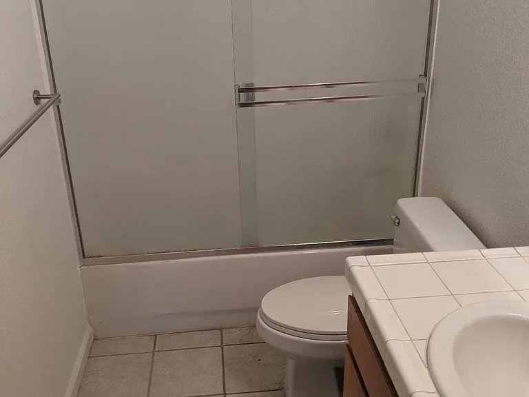 127 Huber Ct — Photo 9