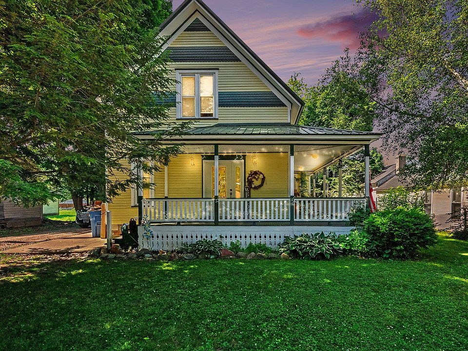 1st image of 305 E Main St