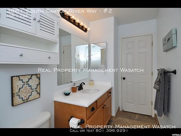 5th image of 3861 S Canyon River Way Unit 2
