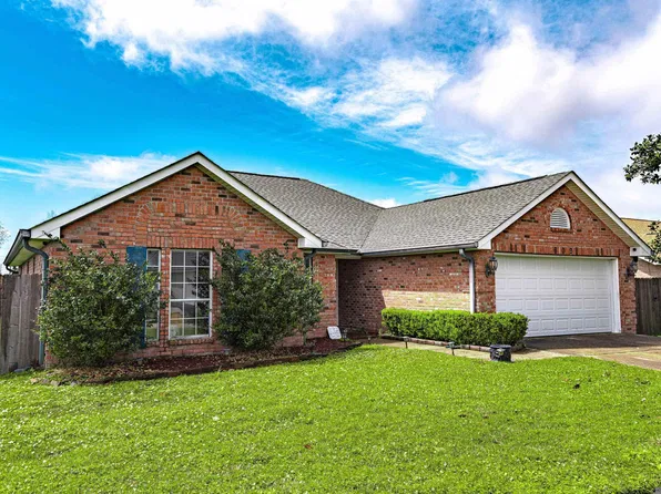 609 Mayflower Ct, La Place, LA 70068