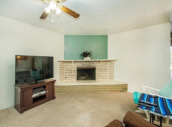 3rd image of 558 Northridge Dr