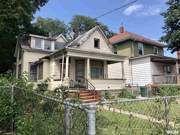 3rd image of 2229 NE Jefferson Ave