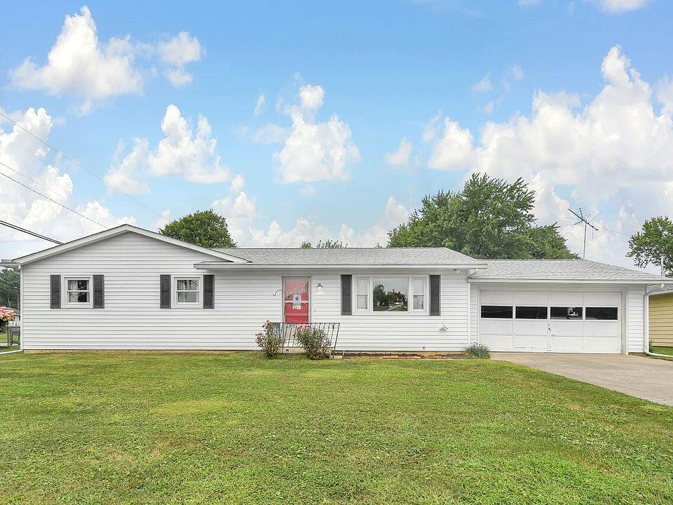1st image of 152 Brenton Dr