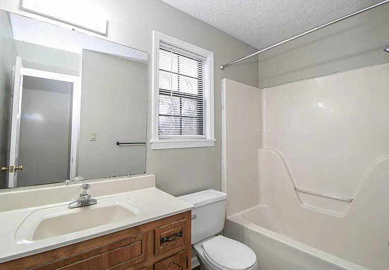 304 Atlantic Ave — Photo 14