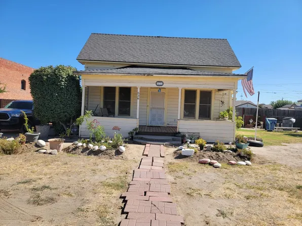 636 Tulare St, Parlier, CA 93648