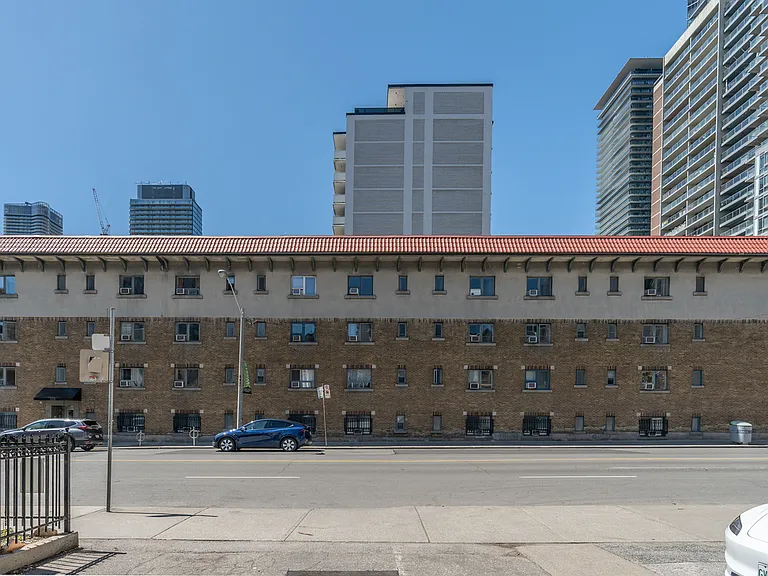 608 Church St — Photo 16
