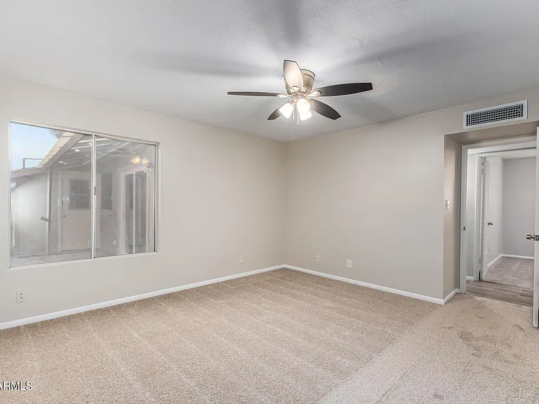 2612 E Lemon St — Photo 13