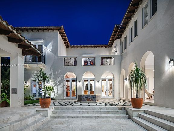 2nd image of 296 Ocean Blvd #0