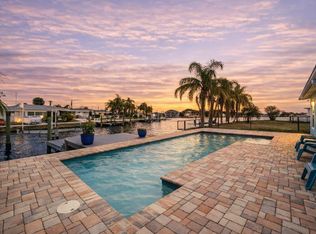 4909 Shoreview Ct, Port Richey, FL 34668