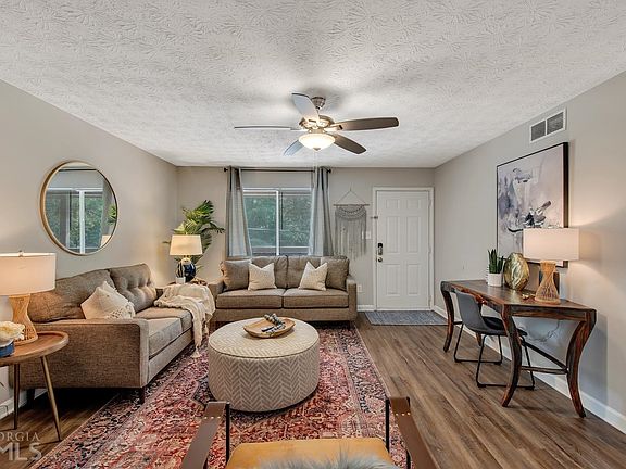 3rd image of 4373 Coopers Creek Dr SE