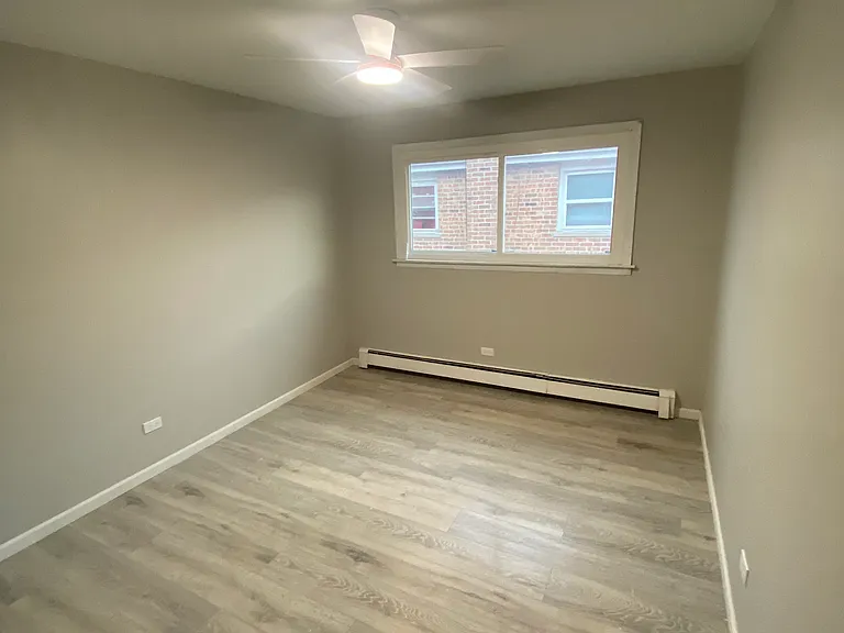 439 Madison Ave #2 — Photo 10