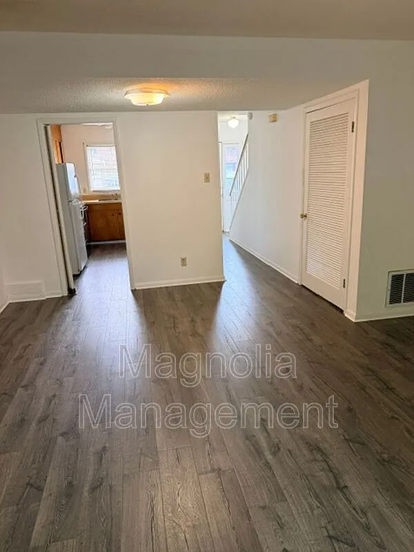 2 bed, 2.0 bath, $925 — Photo 4