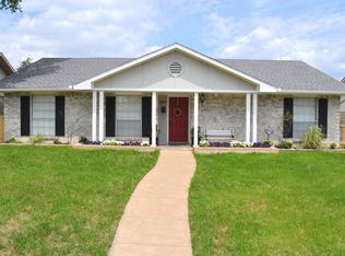 3313 Russwood Ln, Garland, TX 75044